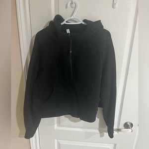 Lululemon cropped scuba hoodie